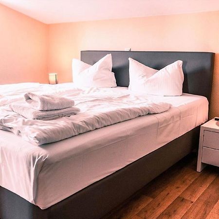 גוהרן Mit Meerblick Und Balkon, Gratis Nutzung Vom Ahoi Erlebnisbad Und Sauna In Sellin - Meeresblick Fewo 29 מראה חיצוני תמונה
